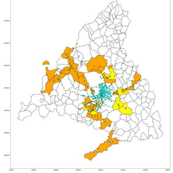 Distribución de estaciones de tren y metro en madrid